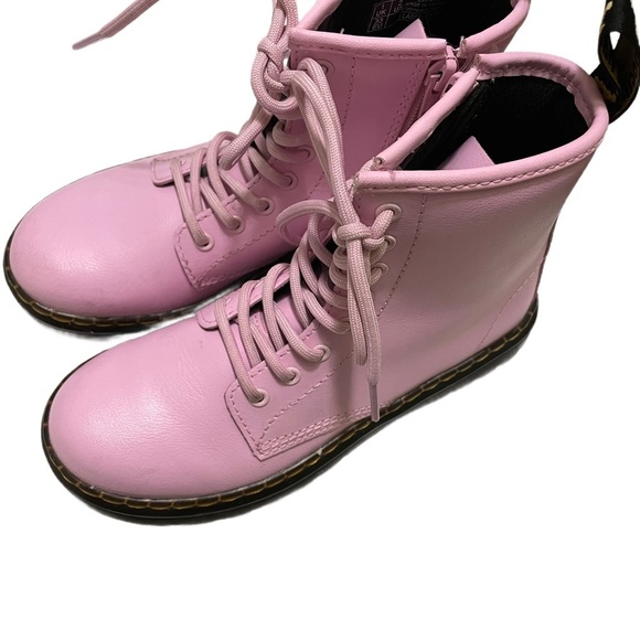 Dr. Martens Kids Zavala J Combat Boots Size 2 Pastel Pink Lace Up Punk Grunge - Picture 4 of 6